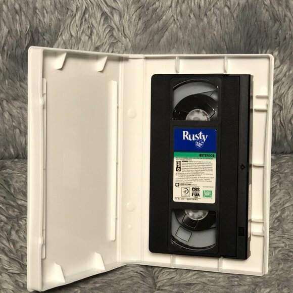 Rusty : The Great Rescue VHS 1998 (Hard Clamshell) - Picture 4 of 5